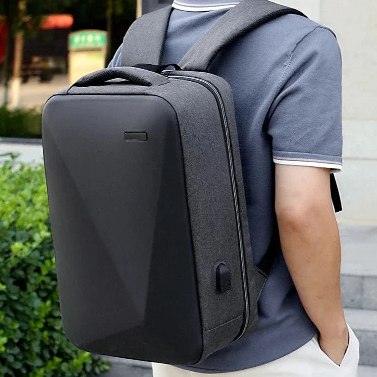 Mochila Executiva Luxo e Conforto - Notebook 15", Impermeável, Porta USB e Trava TSA